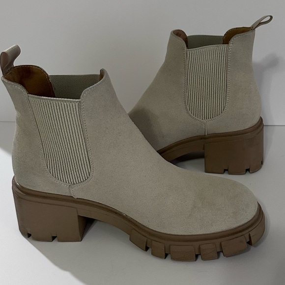 Athlefit Women's Chelsea Boots Fashion Lug Sole Chunky Heel Slip on Elastic - Picture 6 of 11